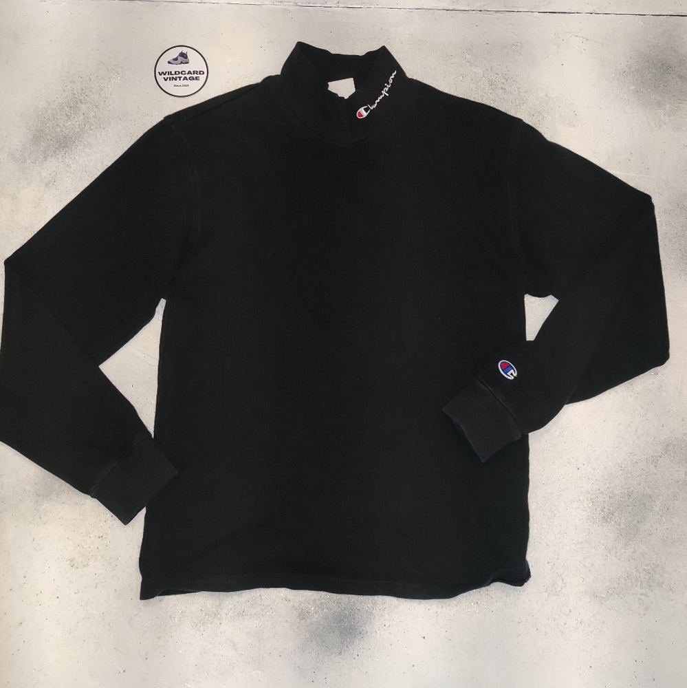 Vintage Champion logo offset on collar black turtleneck Size small
